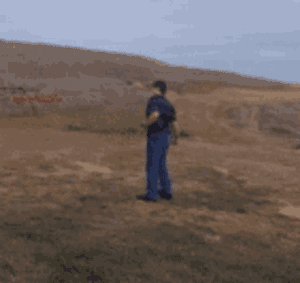 Gif animé de fronde lancé